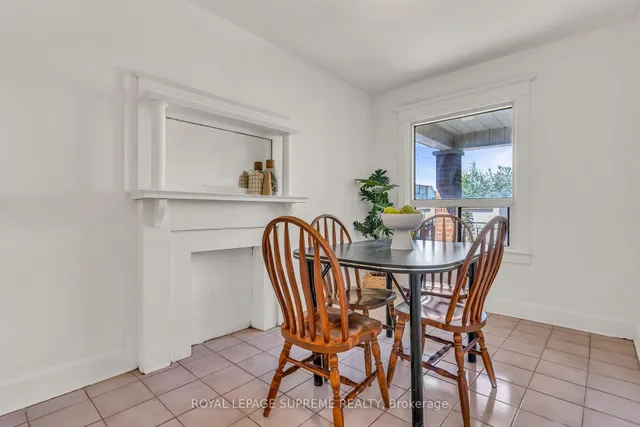 Additional image 6 of 191 Emerson Ave