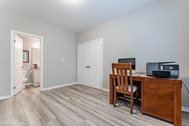 Additional image 30 of 2362 New St Unit 8