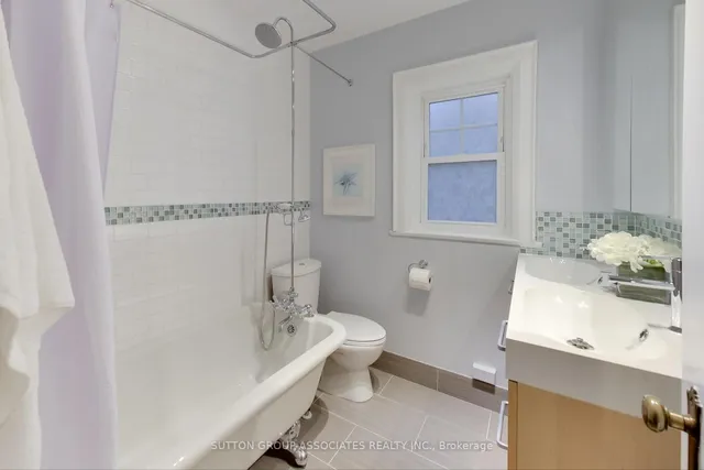 Additional image 31 of 7 Roseneath Gdns