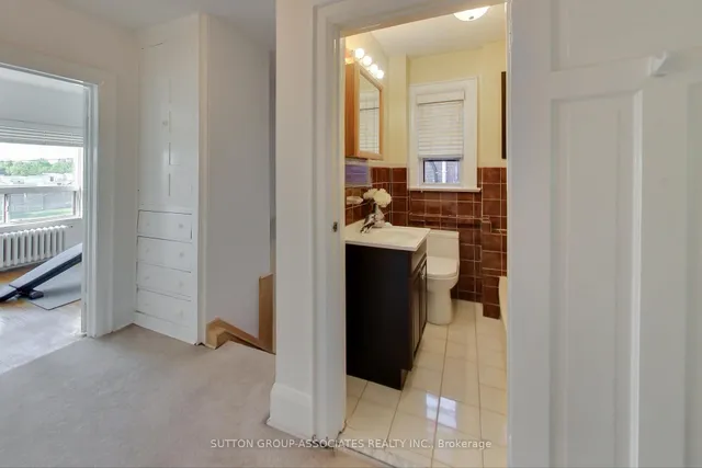 Additional image 21 of 155 Maplewood Ave