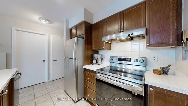 Additional image 13 of 231 Fort York Blvd Unit 228