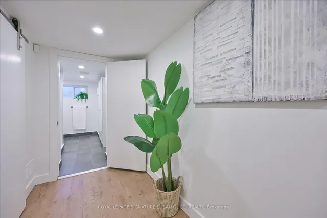 Additional image 19 of 208 Oak Park Ave