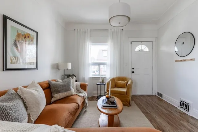 Additional image 7 of 47 Mayflower Ave