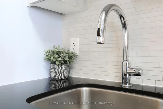 Additional image 8 of 225 Sackville St Unit 1312