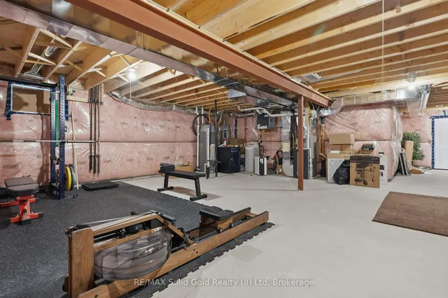 Additional image 34 of 604 Doonwoods Cres