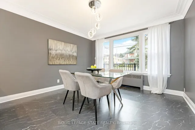 Additional image 12 of 366 Aberdeen Ave