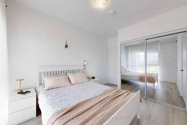 Additional image 15 of 60 George Butchart Dr Unit 217