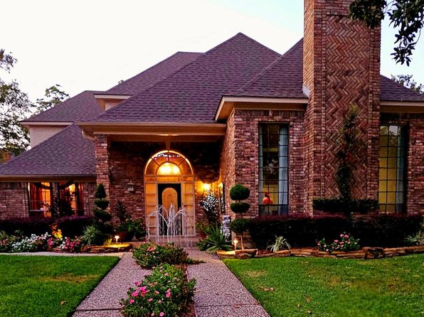 6906 Apple Valley Ln, Houston, TX 77069