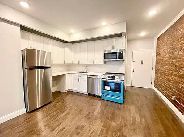 184 Nagle Ave #3E, New York, NY 10034