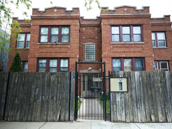 4240 W Henderson St, Chicago, IL 60641