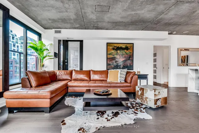 Additional image 13 of 400 Wellington St Unit 807