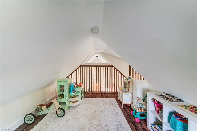 Additional image 19 of 377 Wellington St