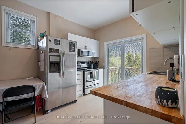 Additional image 21 of 550 James St