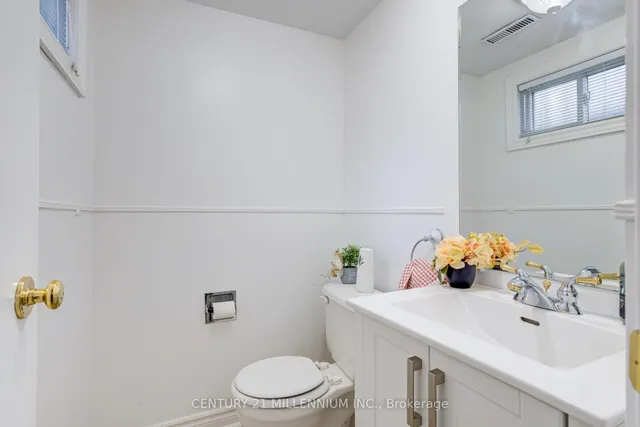 Additional image 22 of 1536 Sixth Line Unit 4