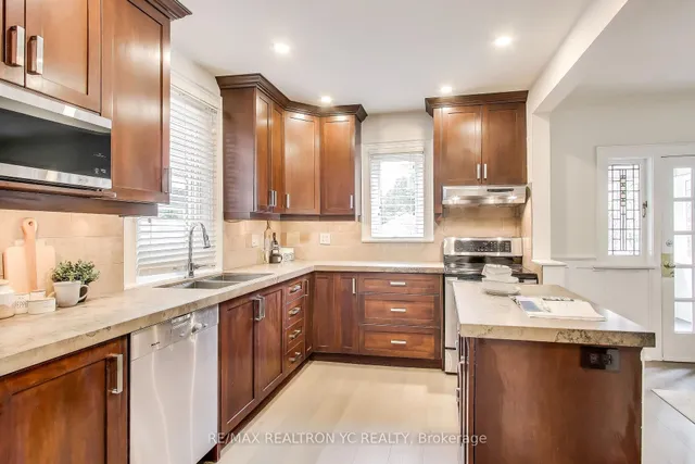 Additional image 24 of 11 Donegall Dr