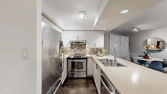 Additional image 19 of 801 King St Unit 601