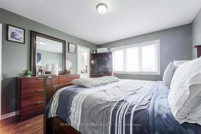 Additional image 24 of 34 Narrow Valley Cres