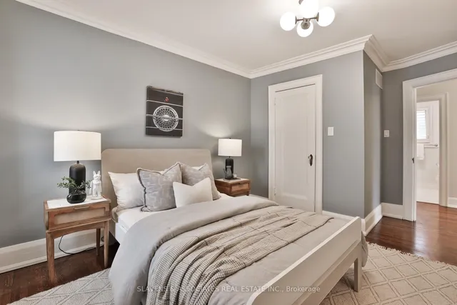 Additional image 28 of 317 Richview Ave