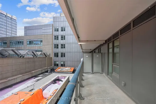 Additional image 16 of 2221 Yonge St Unit 306