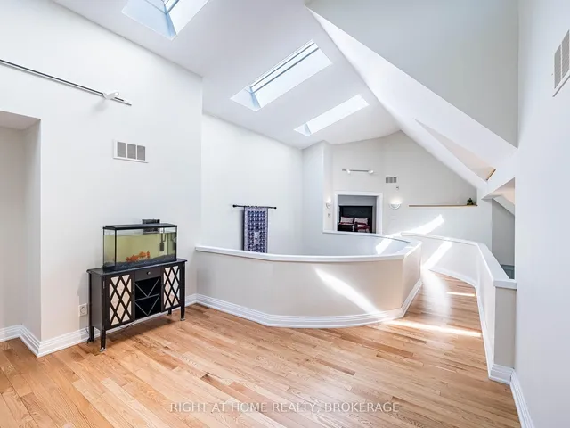 Additional image 20 of 774 Old Dundas Rd