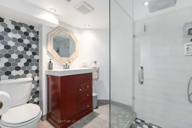 Additional image 31 of 22 Oakdene Cres