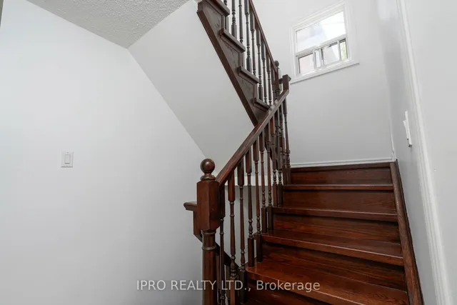 Additional image 17 of 610 Greenwood Ave