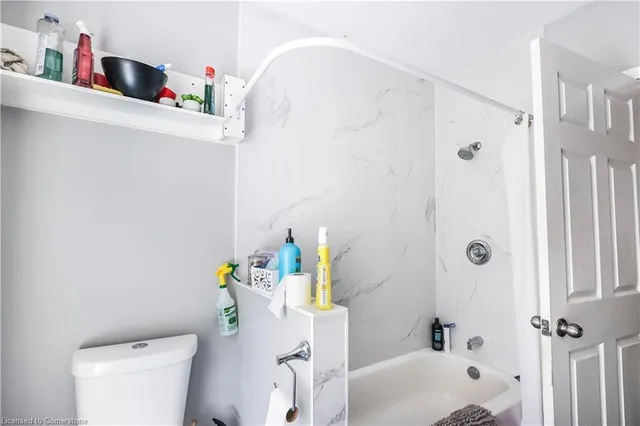 Additional image 34 of 47 Wellington St