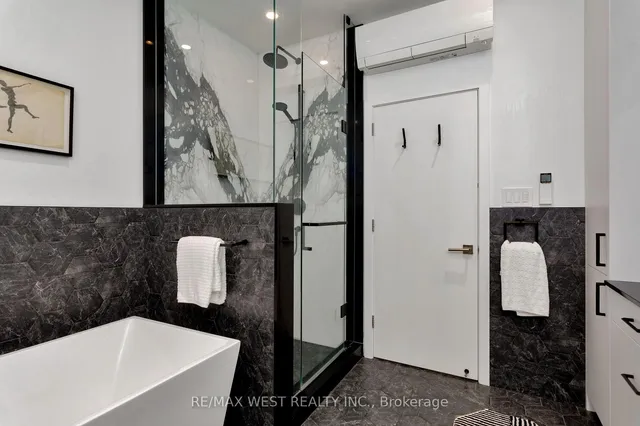 Additional image 37 of 21 Cowan Ave