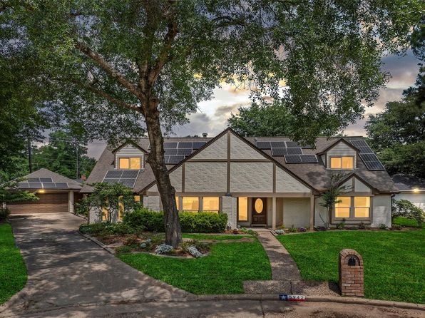 5942 Pebble Springs Dr, Houston, TX 77066