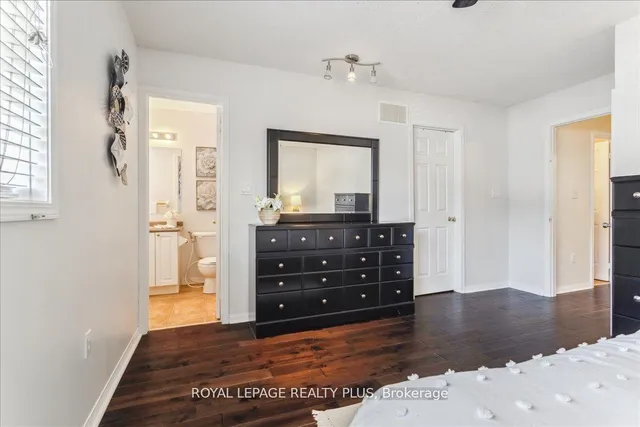 Additional image 13 of 155 Panton Tr