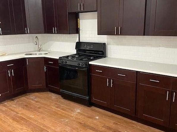 36 W 184th St, Bronx, NY 10468