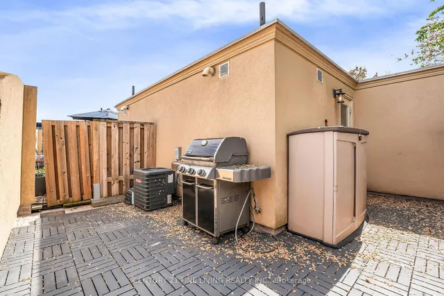 Additional image 37 of 88 Carr St Unit 35