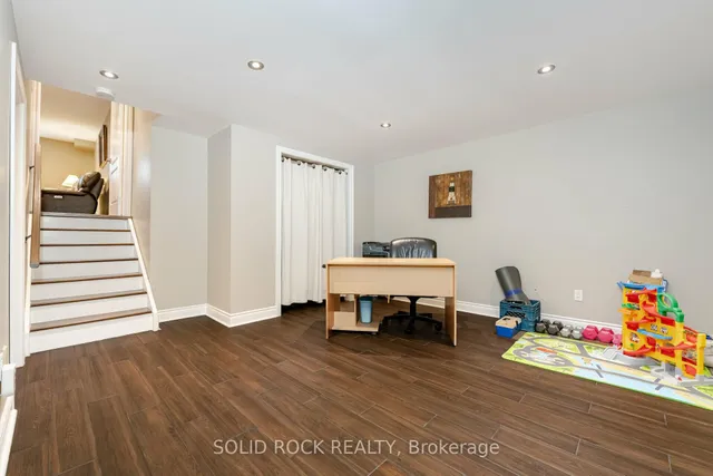 Additional image 35 of 30 Pleasantview Ave