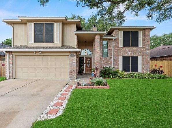 16310 Leamington Ln, Houston, TX 77095