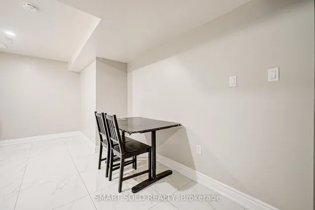 Additional image 44 of 79 Radwell Cres