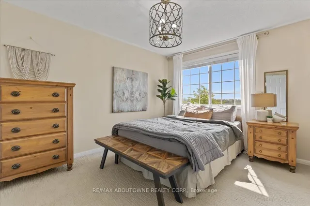 Additional image 33 of 769 Shortreed Cres