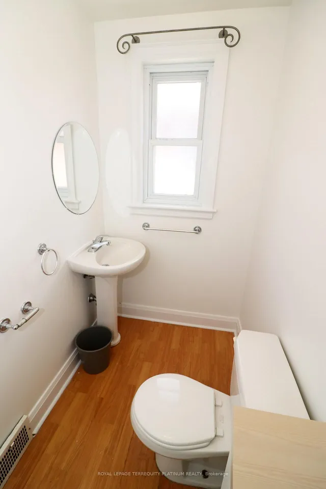 Additional image 8 of 98 Dalewood Ave