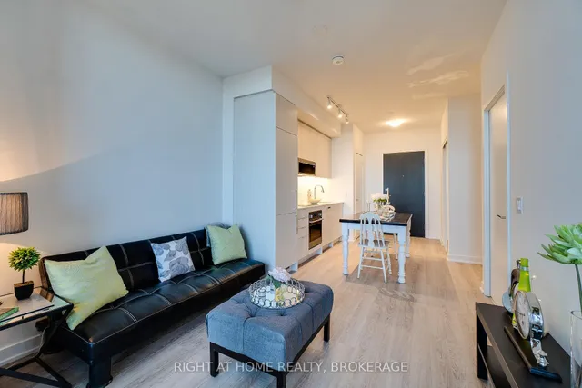 Additional image 8 of 250 Lawrence Ave Unit 724