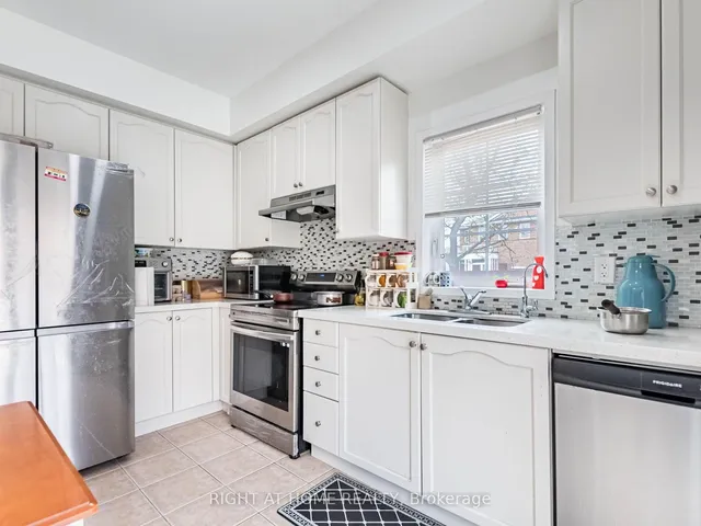 Additional image 16 of 2 Flurry Circ