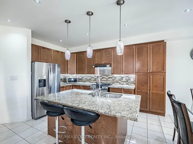 Additional image 15 of 18 Divinity Circ