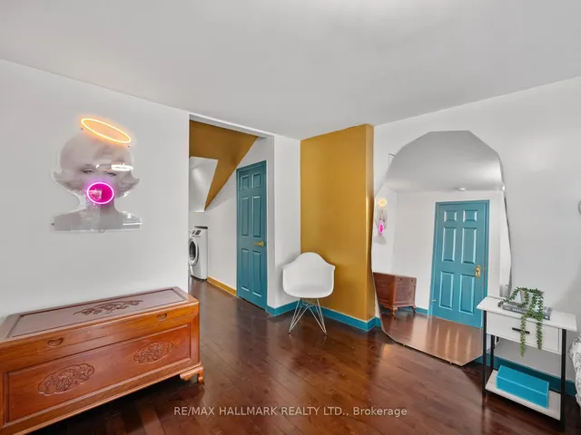 Additional image 36 of 137 Gerrard St