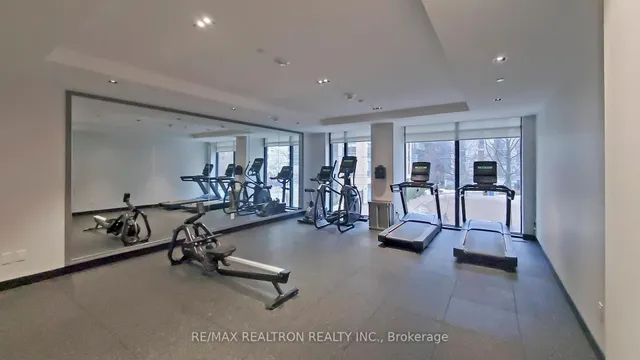 Additional image 45 of 65 Mutual St Unit 1702