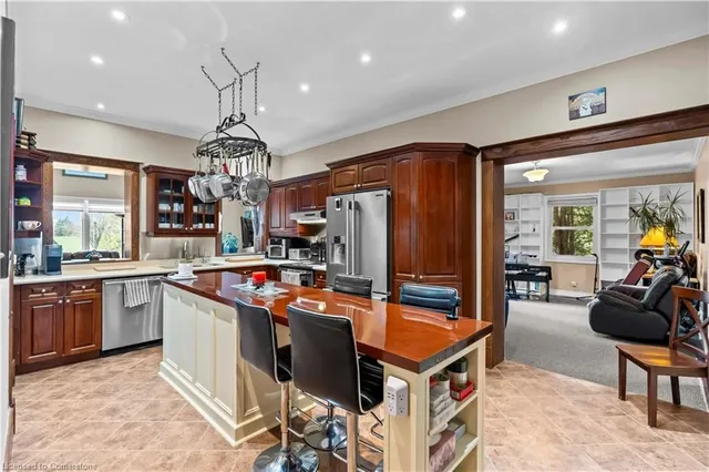 Additional image 17 of 973 Garden Lane