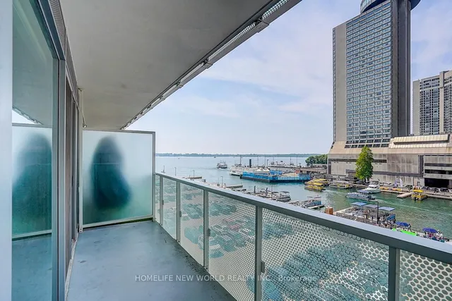 Additional image 33 of 15 Queens Quay Unit 419