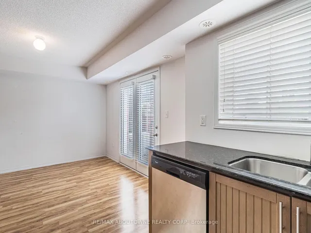 Additional image 17 of 2504 Post Rd Unit 20