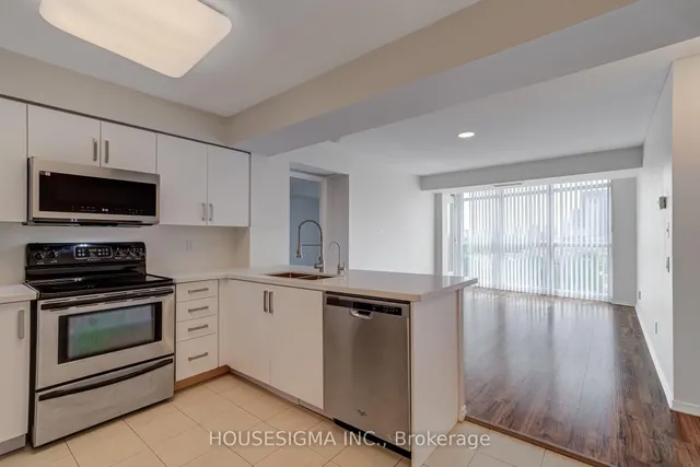 Additional image 10 of 28 Harrison Garden Blvd Unit 901