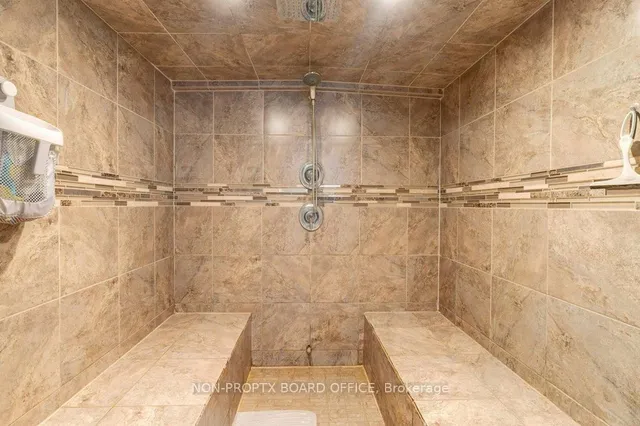 Additional image 31 of 13 Beland Ave