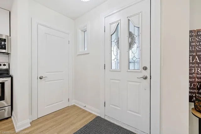 Additional image 11 of 60 Howe Ave