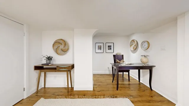 Additional image 34 of 174 Linden Ave