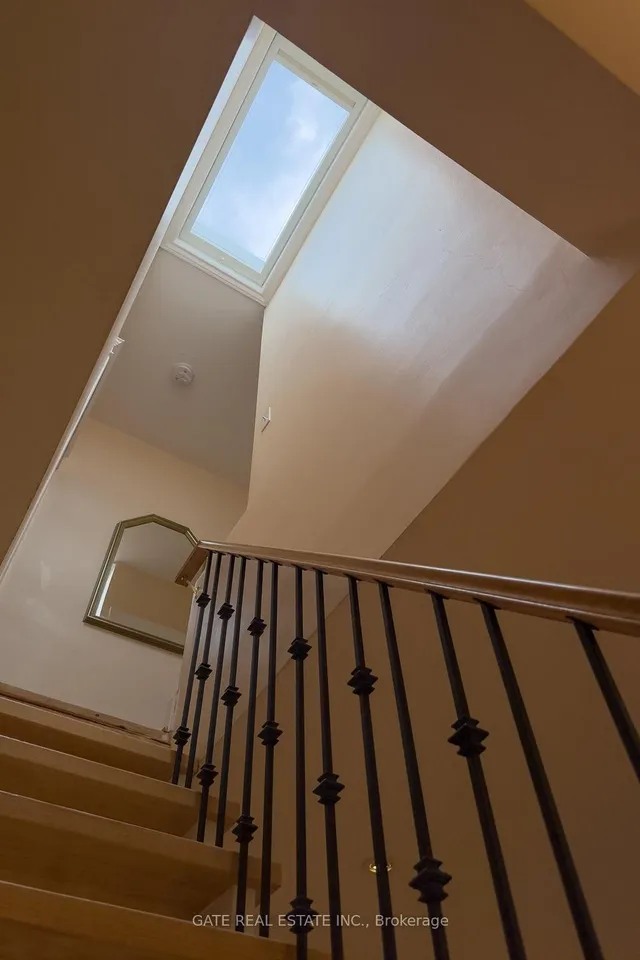 Additional image 16 of 3 Norway Ave